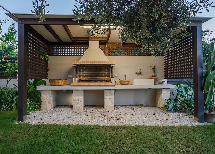 Seabreeze Marianna Herszonisszosz